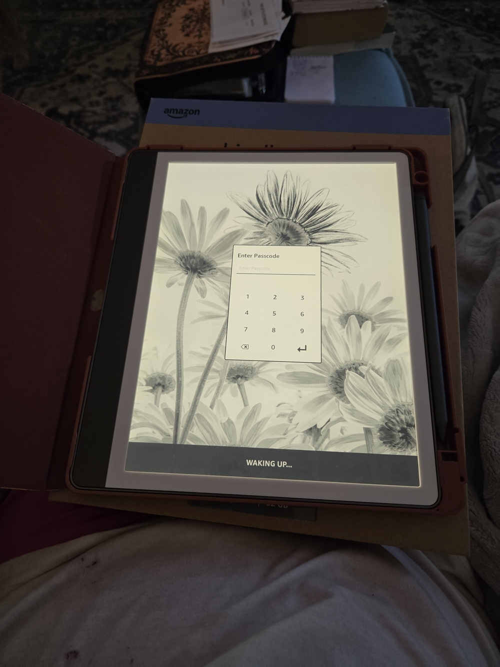 Amazon Kindle Scribe 32gb with Case Bundle- Beautiful!